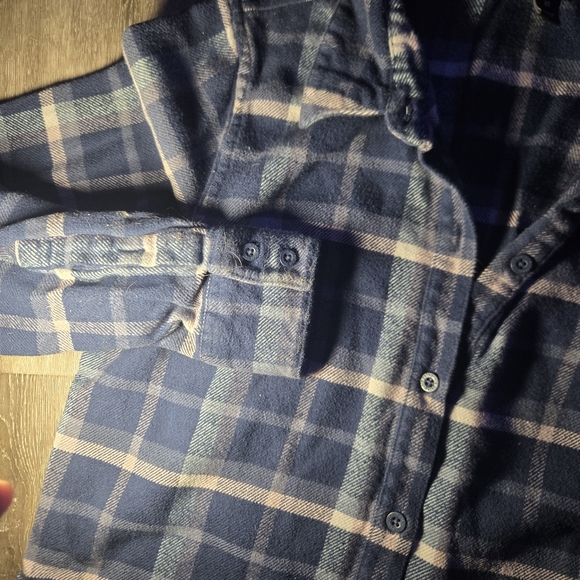 Men's‎ Navy Plaid Shirt - Picture 4 of 6